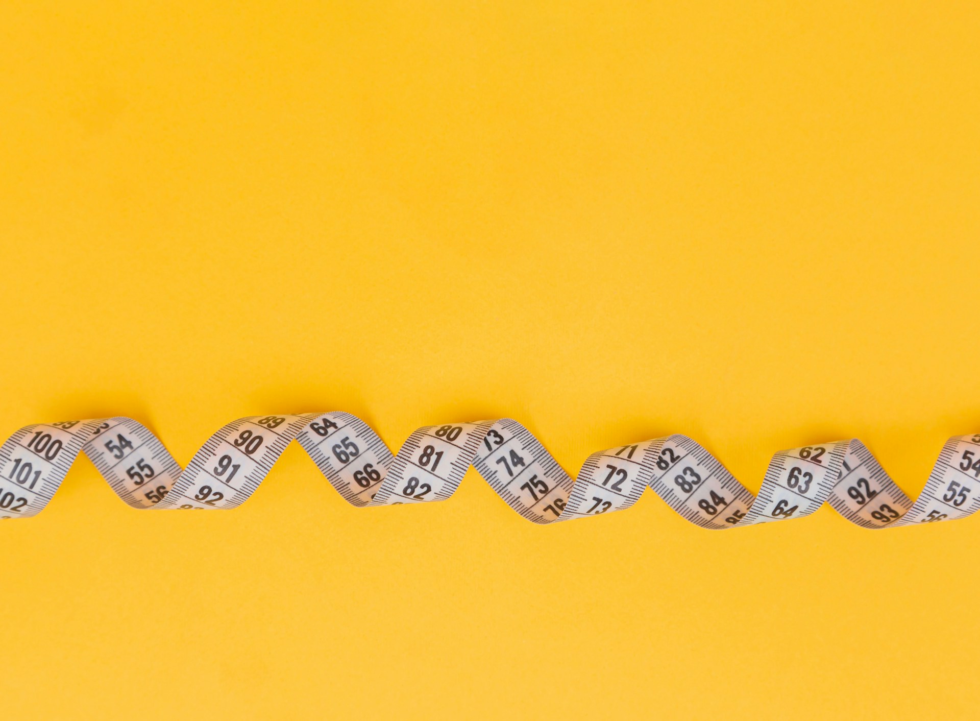 Short vs Long Text on Social Media: LinkedIn vs X